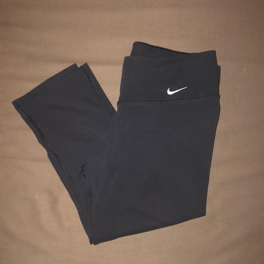 Black knee crop Nike workout pants